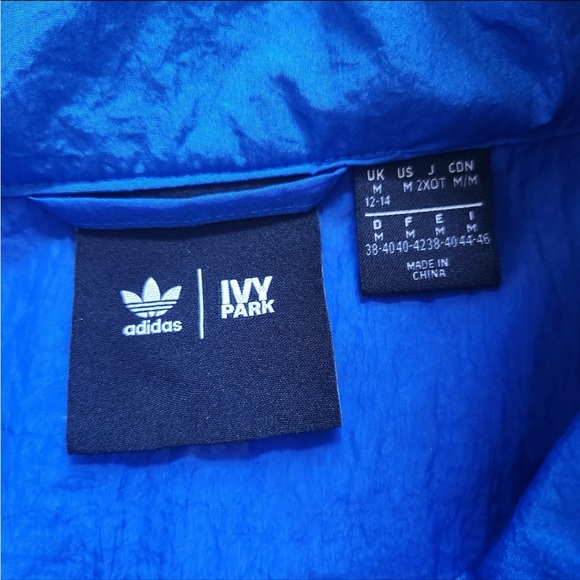Adidas x Ivy Park Coverup Oversized Crop Jacket size M - Picture 11 of 12